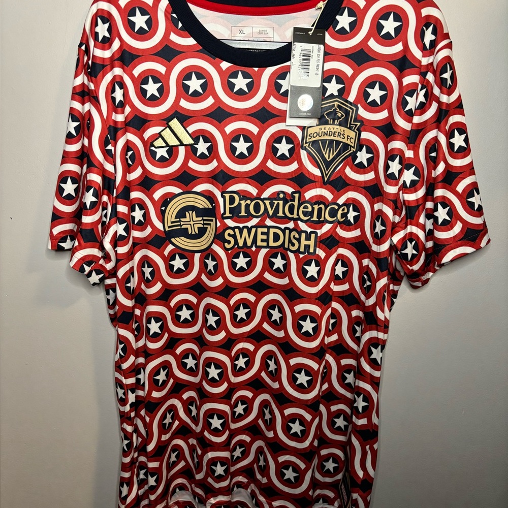 Adidas Men's Seattle Sounders Americana Marvel Jersey XL New With Tags